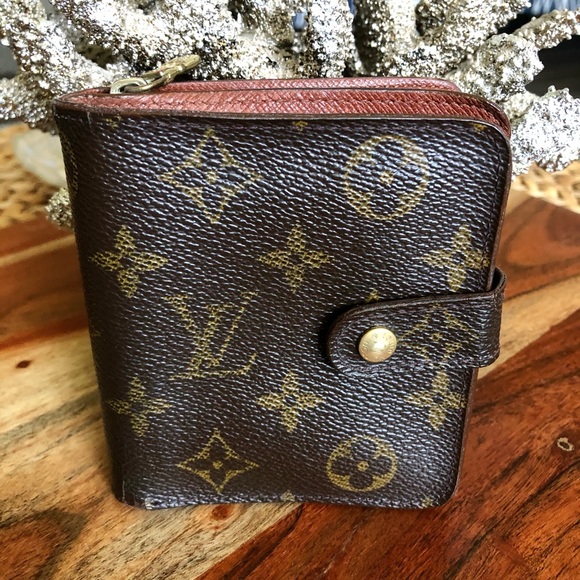 Handbags - Authentic Louis Vuitton compact zippy wallet